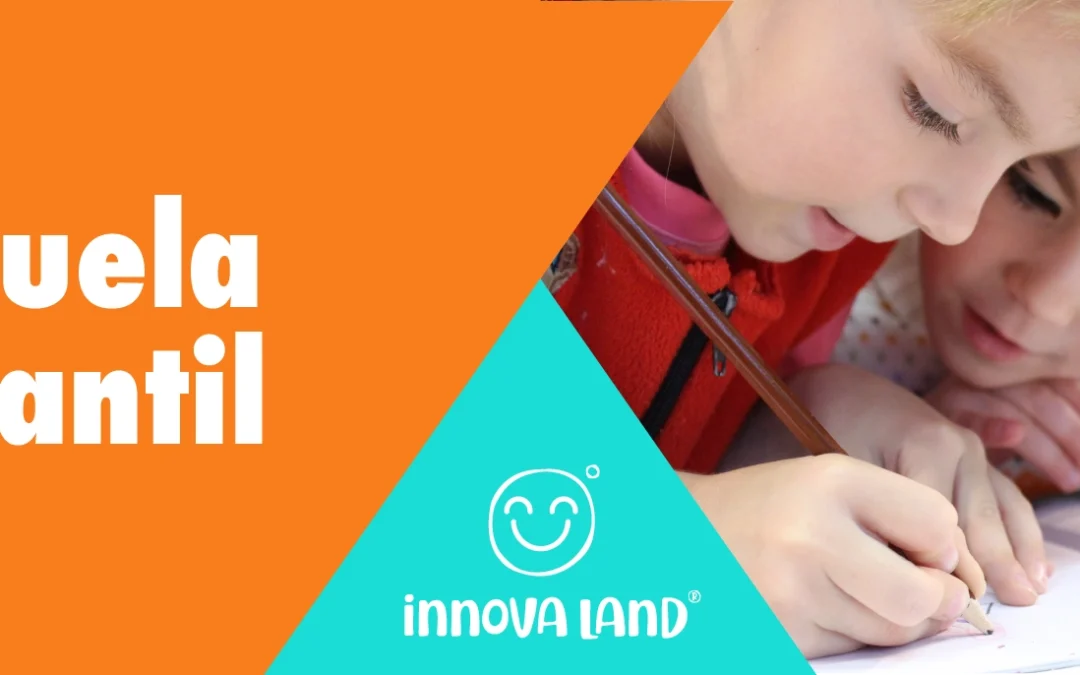 Imagen corporativa de niños escribiendo en Innova Land